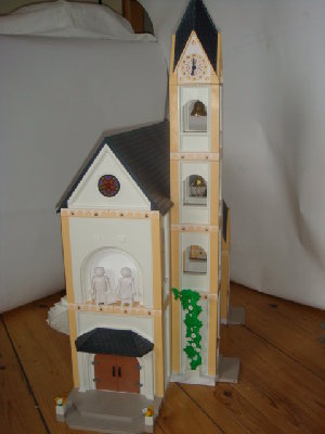 Kircheschrägvorne.JPG (108.92 KiB) 1757 mal betrachtet Kircheschrägvorne.JPG