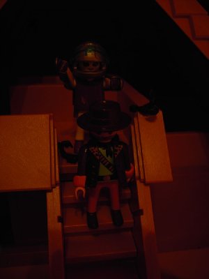 Schiff 037.JPG (56.15 KiB) 2975 mal betrachtet Schiff 037.JPG