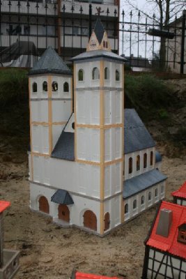 Halbprofil.JPG (41.86 KiB) 2085 mal betrachtet Halbprofil.JPG