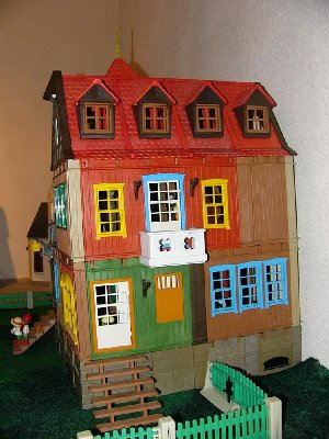 Pippis Villa 1.JPG (130.62 KiB) 9860 mal betrachtet Pippis Villa 1.JPG