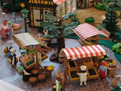 Playmobees-Kleinstadt Marktplatz.jpg
