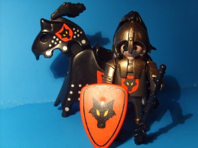 Wolfsritter.JPG (139.83 KiB) 575 mal betrachtet Wolfsritter.JPG