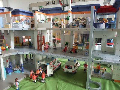 Dio Krankenschwester 07.jpg (141.98 KiB) 2005 mal betrachtet Dio Krankenschwester 07.jpg