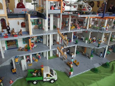 Dio Krankenschwester 05.jpg (162.68 KiB) 1986 mal betrachtet Dio Krankenschwester 05.jpg