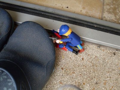 z7.jpg (111.05 KiB) 1107 mal betrachtet &quot; Ich fasss es nicht, du..... hasst di sachen vergessen?Ich geh dir and die Gurgel!&quot;<br />He, grggglll, war erin scherz, ich hab sie doch!&quot;
