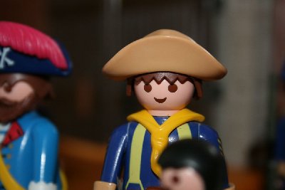 Batch0129.jpg (59.68 KiB) 959 mal betrachtet schiesst gegen den Rumpf
