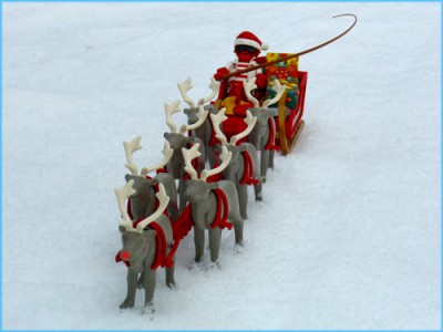 015.jpg (160.99 KiB) 2170 mal betrachtet Santa Hugo is coming to town.