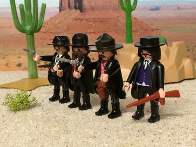 Wyatt Earps Colt Buntline.jpg