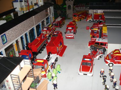 192 Feuerwehr .jpg (197.09 KiB) 1956 mal betrachtet 192 Feuerwehr .jpg