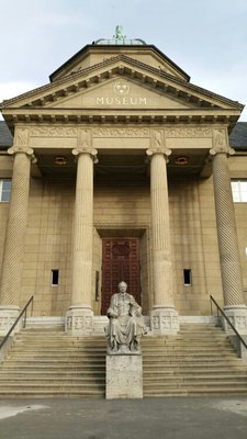 2016-09-28 17.49.22.jpg (231.19 KiB) 3613 mal betrachtet Goethe-Denkmal