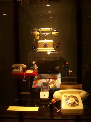 Schloßmuseum Greiz 79.) 'GeoBra' (Telephone) Elise  playmobil 8110.jpg