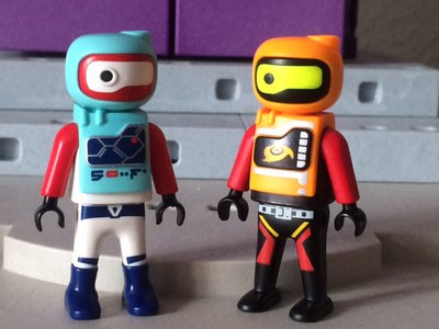 Robots (2).JPG (93.41 KiB) 7728 mal betrachtet Robots (2).JPG